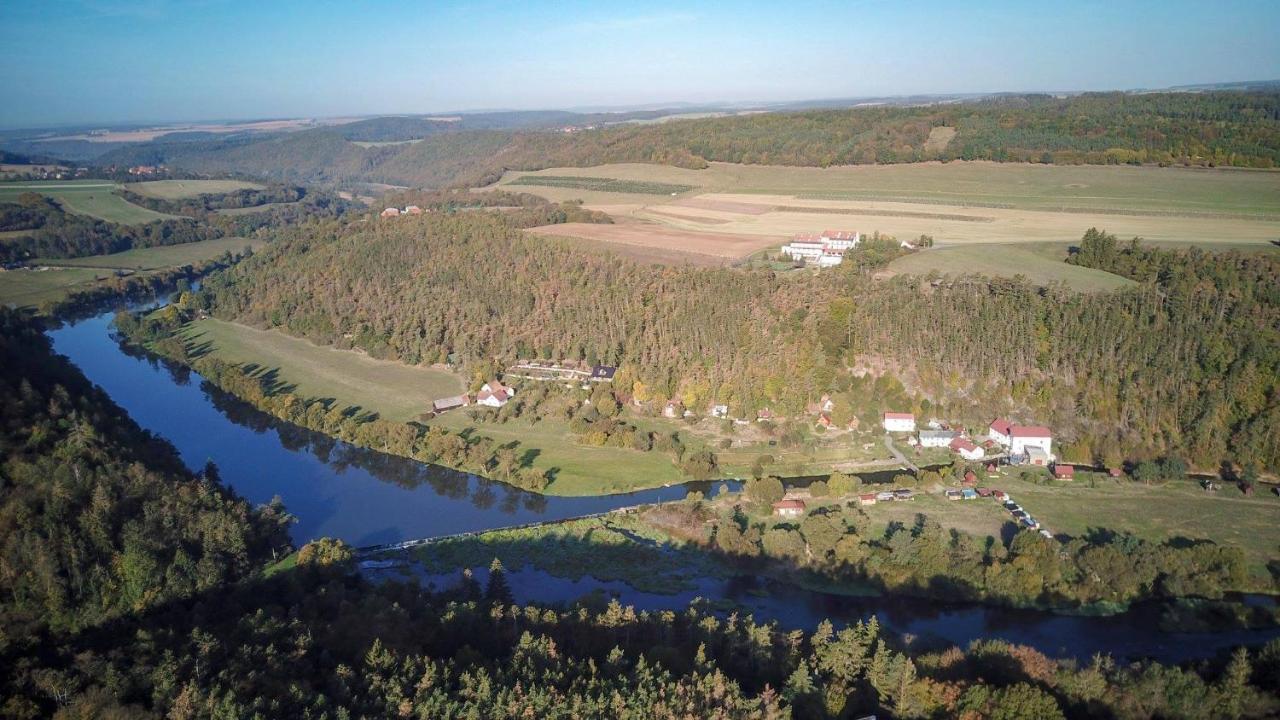 Hotel Berounka Hrebecniky Buitenkant foto