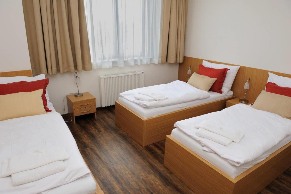 Hotel Berounka Hrebecniky Buitenkant foto
