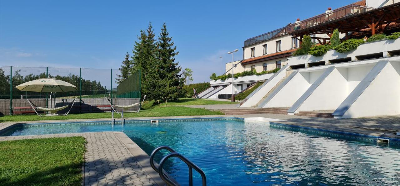 Hotel Berounka Hrebecniky Buitenkant foto