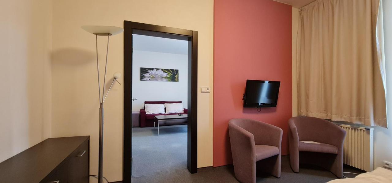 Hotel Berounka Hrebecniky Buitenkant foto